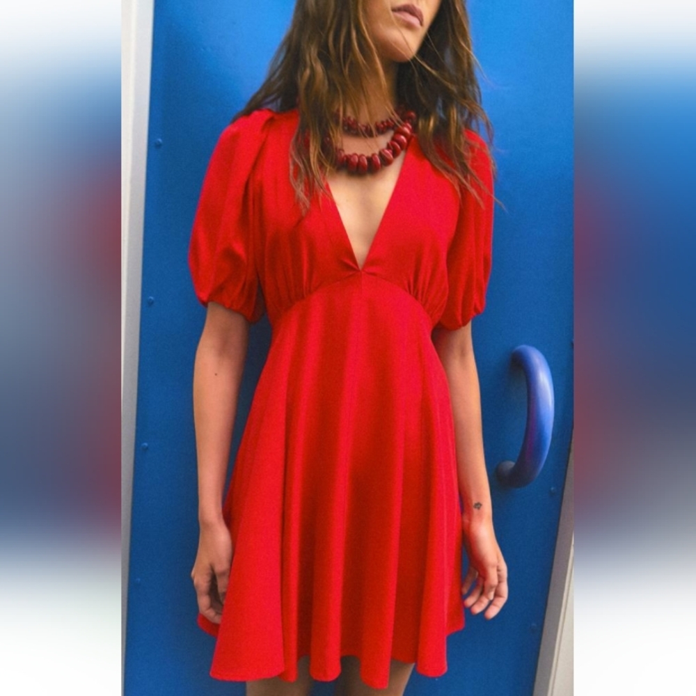 ZARA SHORT BALLOON SLEEVES MINI DRESS IN A V-NECKLINE